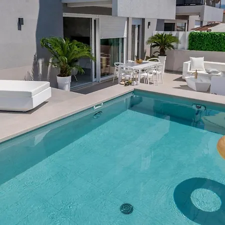 Golden Cell Apartment Split Exterior photo