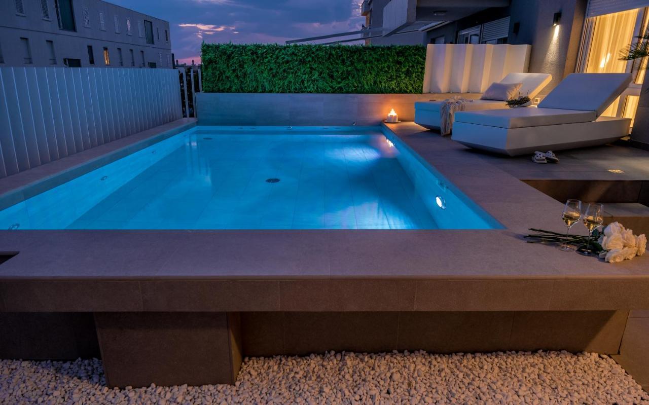Golden Cell Appartement *